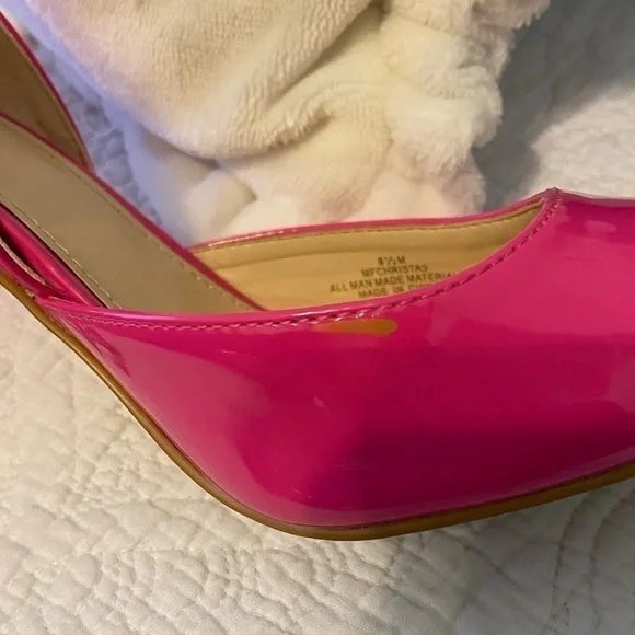 Marc Fisher Christa Patent Pink Pumps - Picture 7 of 10